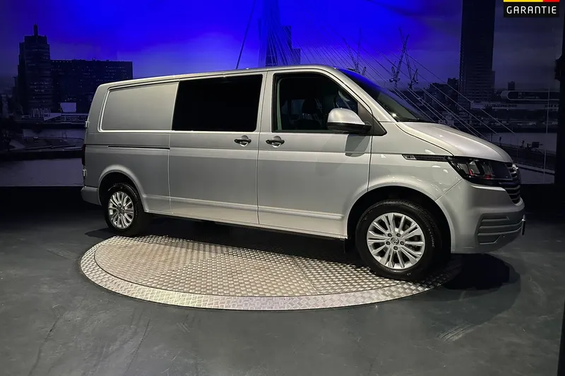 Volkswagen Transporter (2024)