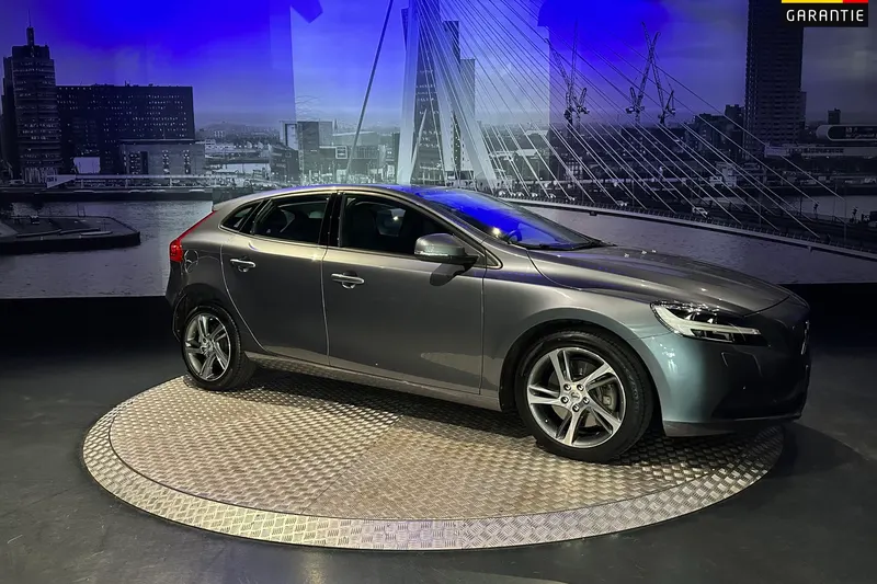 Volvo V40 (2017)