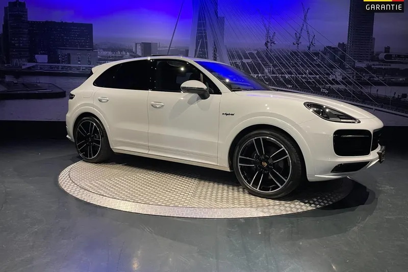 Porsche Cayenne (2022)