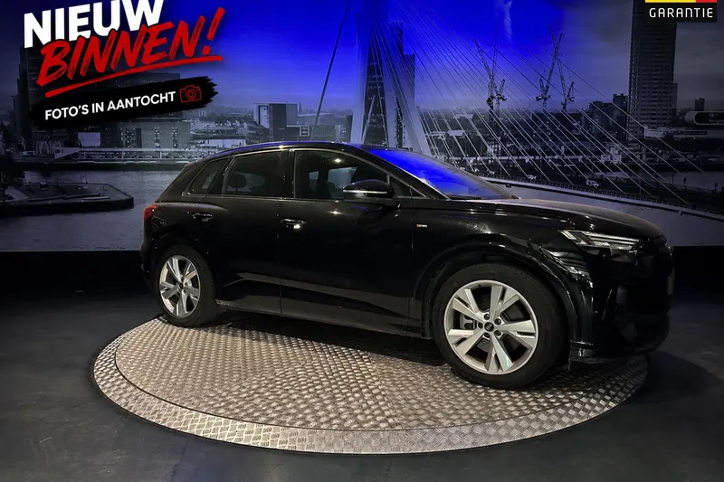 Audi Q4 (2021)