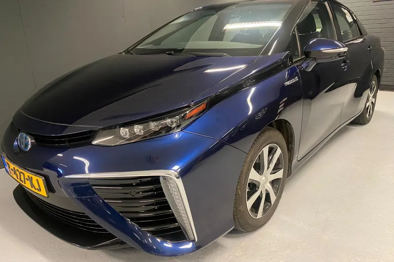 Toyota Mirai (2017)