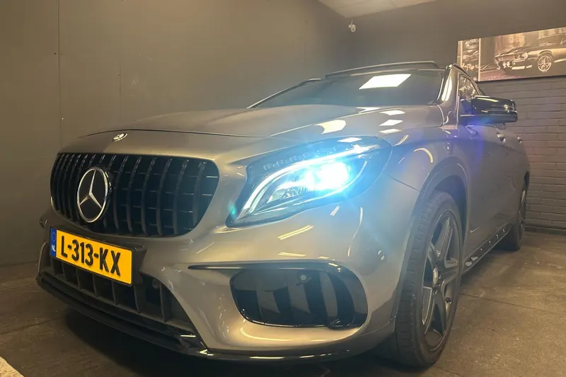 Mercedes-Benz GLA (2014)