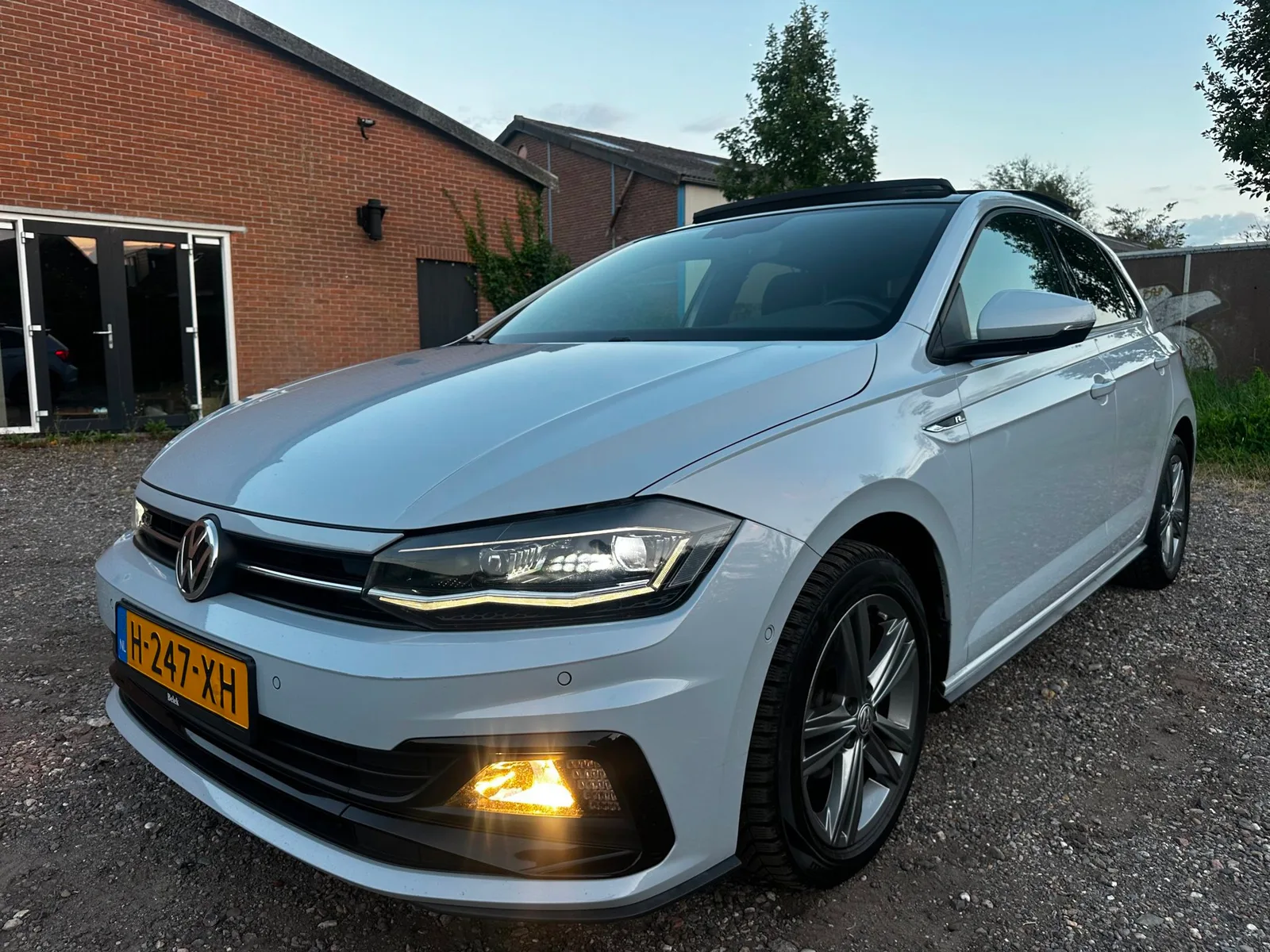 Volkswagen Polo (2020) — foto 1