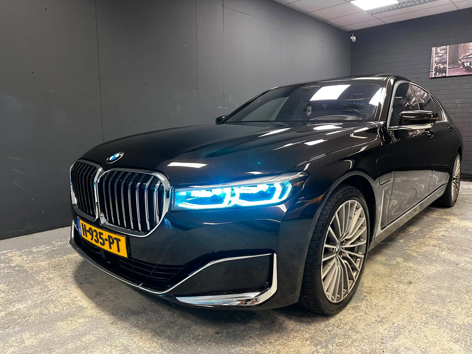 BMW 7-Serie (2020) — foto 1