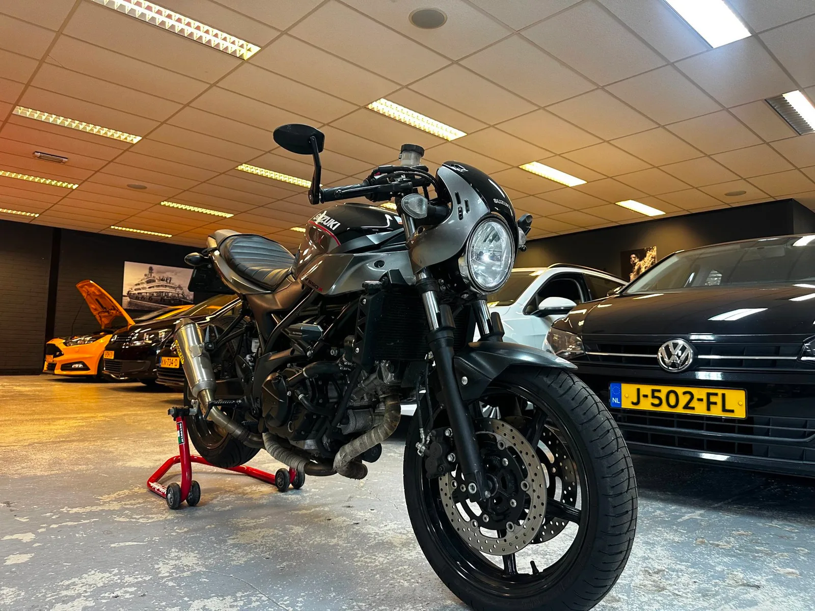 Suzuki SV650XA ARROW uitlaat in Top Staat (2018) — foto 1
