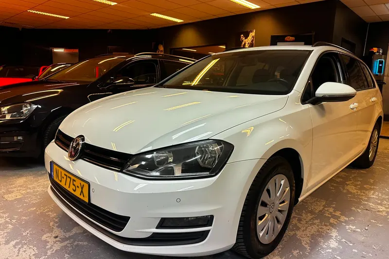 Volkswagen Golf (2017)
