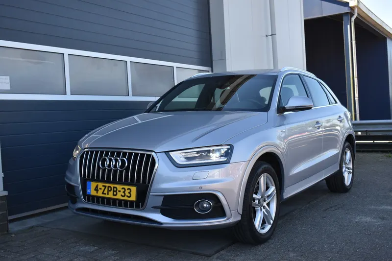 Audi Q3 (2015)