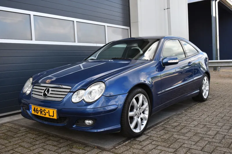 Mercedes-Benz C-Klasse (2005)