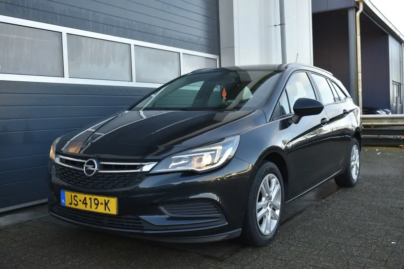 Opel Astra Sports Tourer (2016)