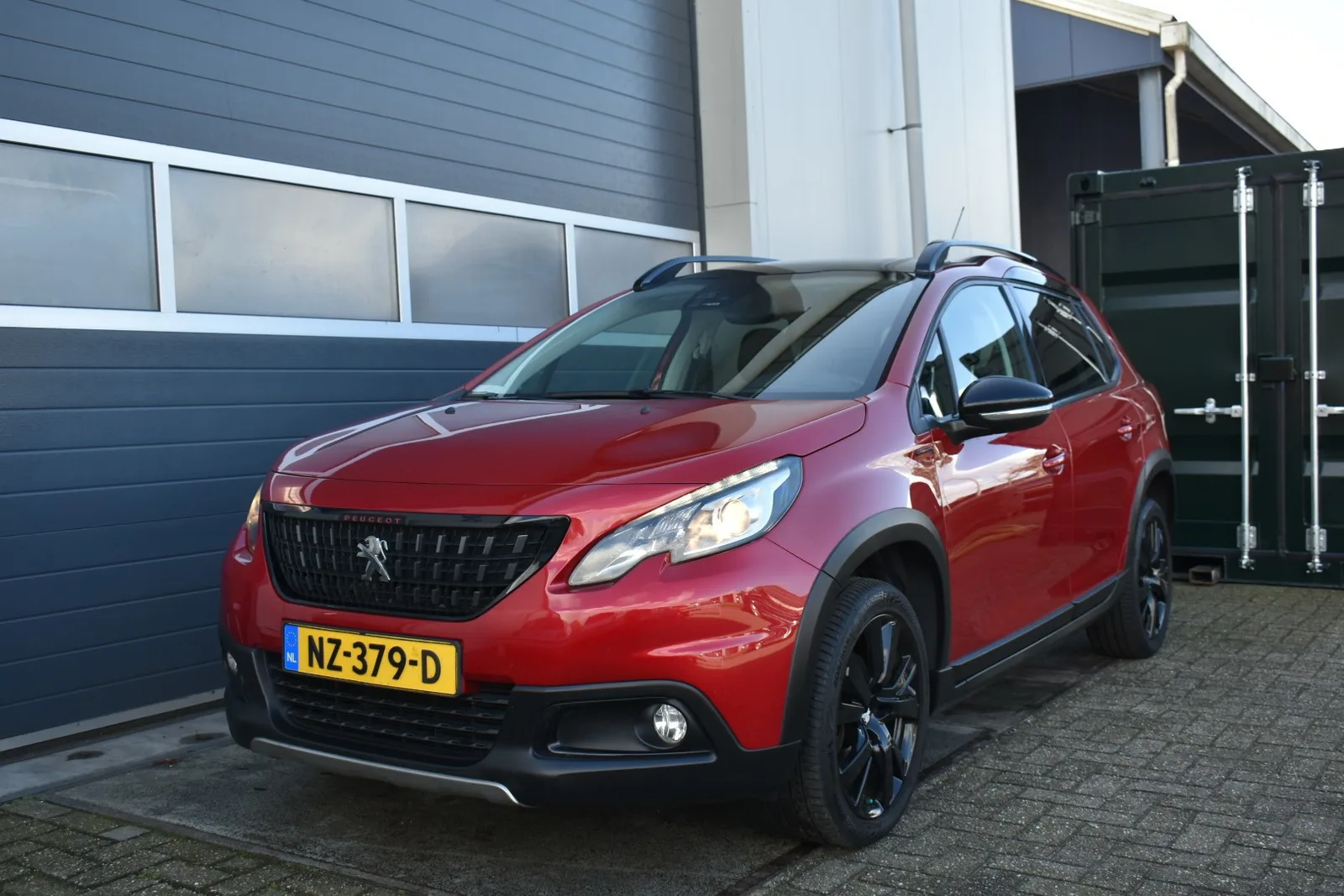 Peugeot 2008 (2017) — foto 1