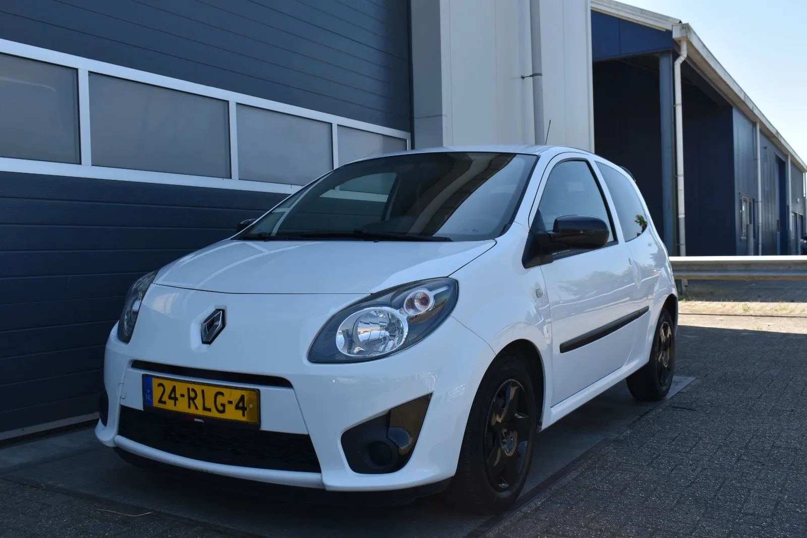 Renault Twingo (2011) — foto 1