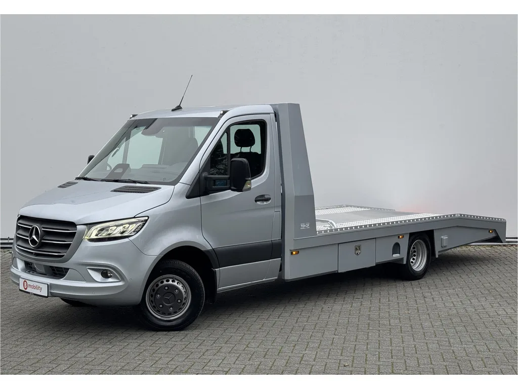 Mercedes-Benz Sprinter (2024) — foto 1