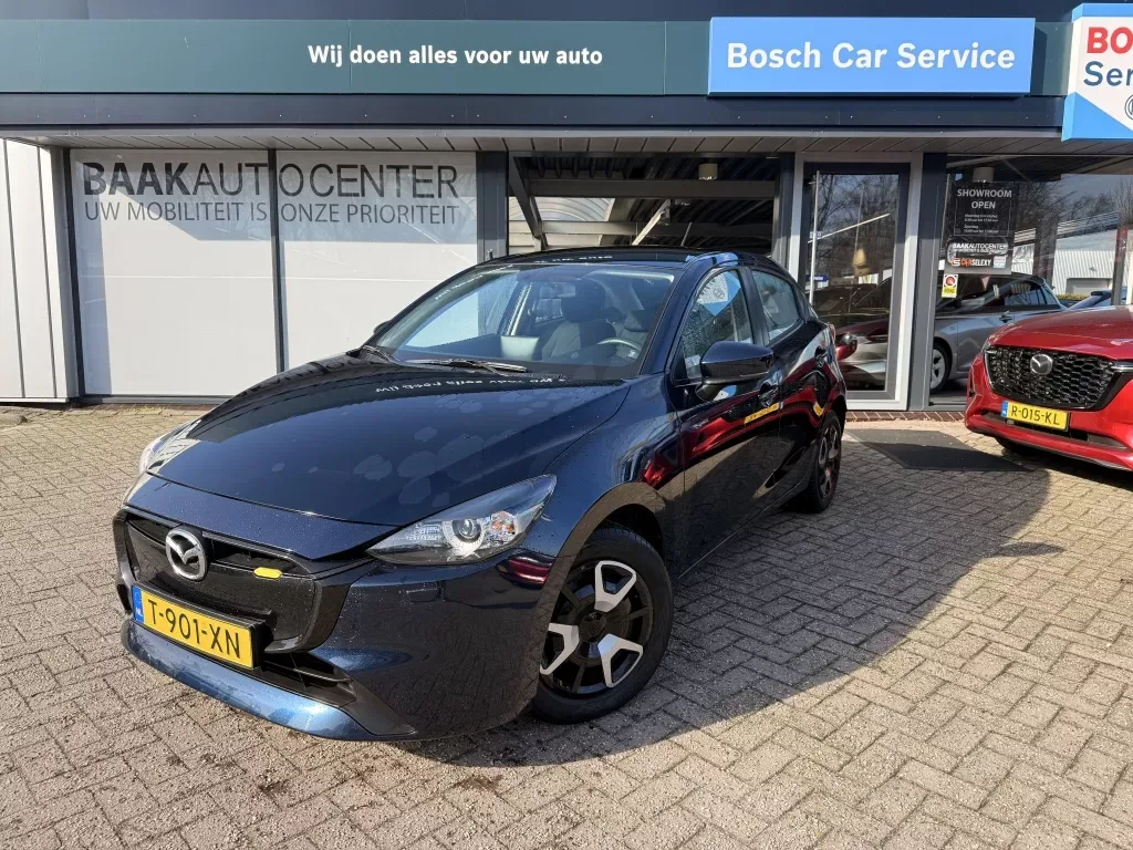 Mazda 2 (2023) — foto 1