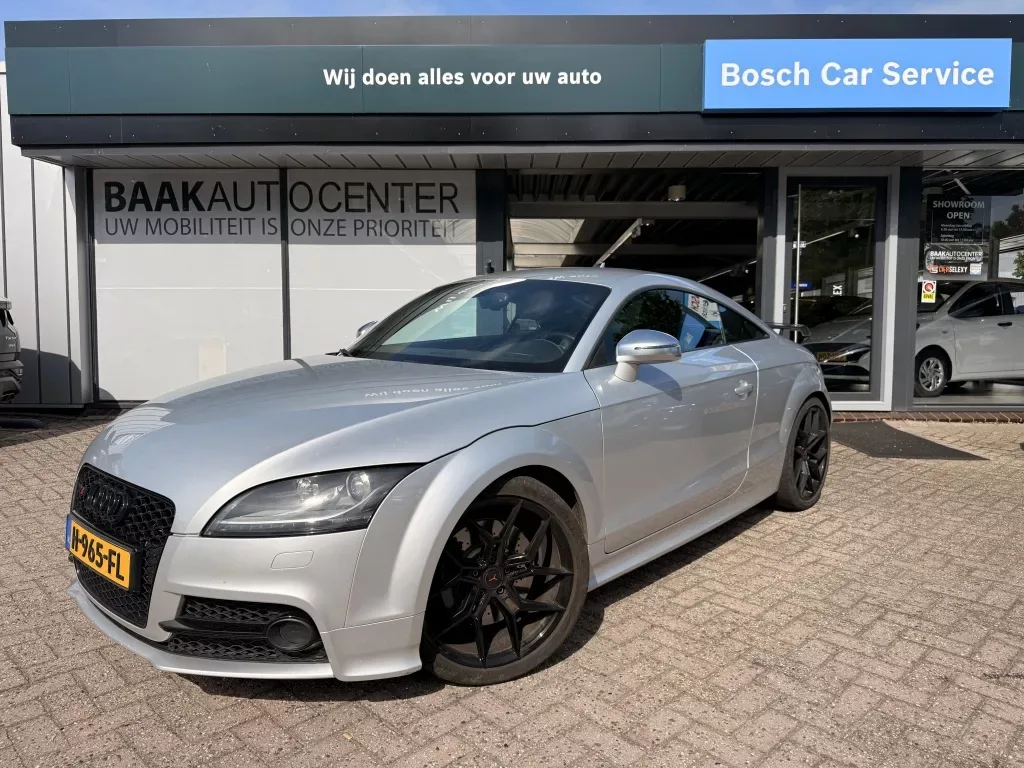 Audi TT (2009) — foto 1