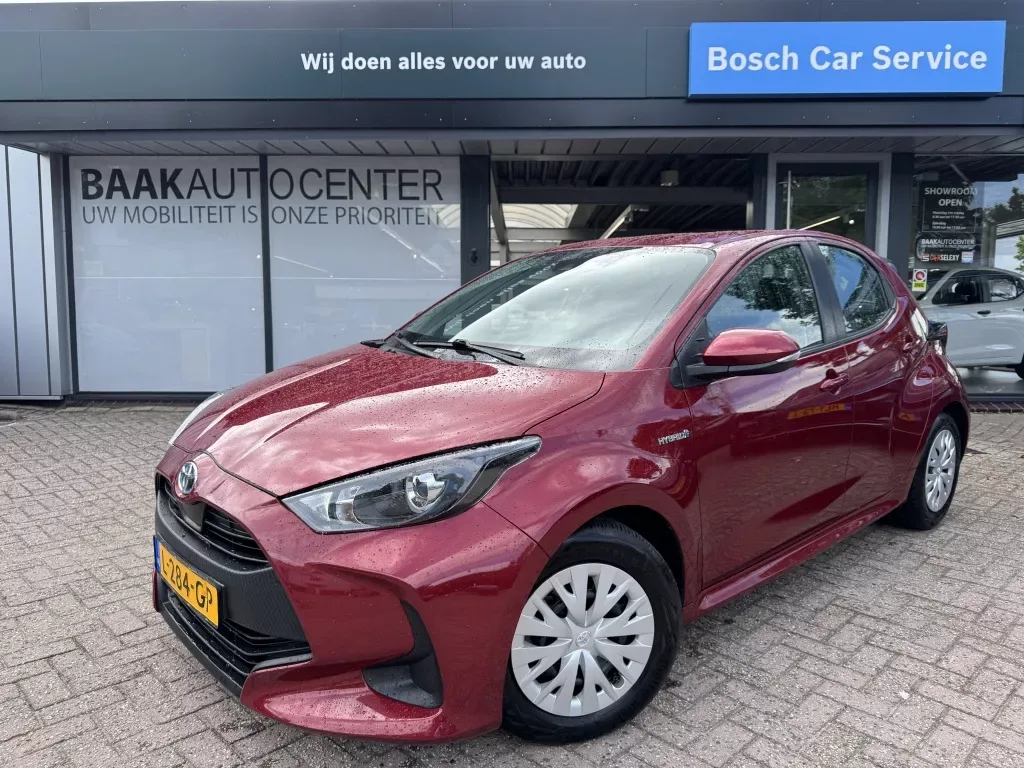 Toyota Yaris (2021) — foto 1