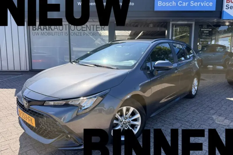 Toyota Corolla (2024)