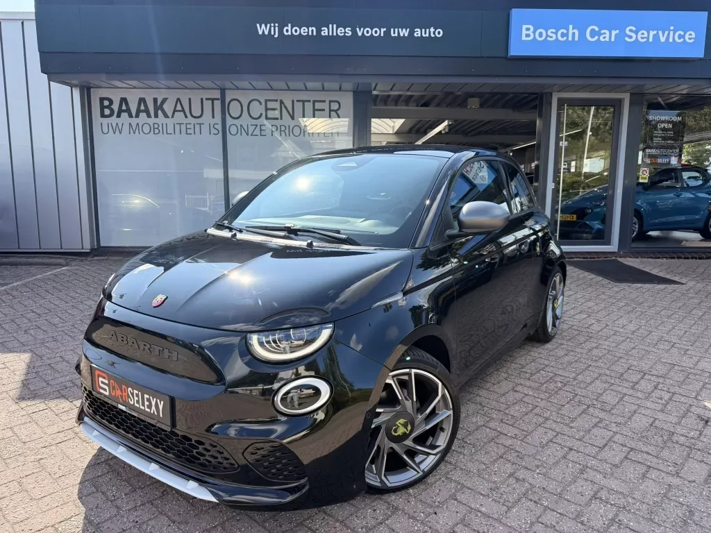 Abarth 500 (2024) — foto 1