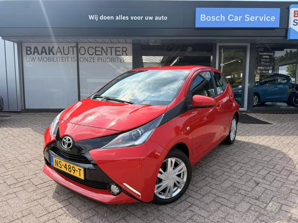 Toyota Aygo (2016) — foto 1