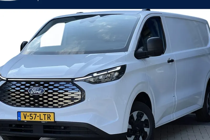 Ford E-Transit Custom (2025)