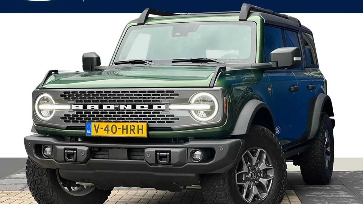 Ford Bronco (2024) — foto 1