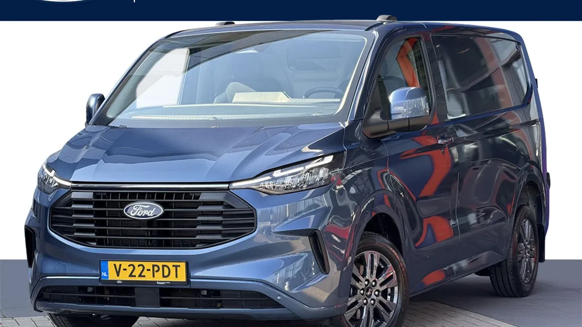 Ford Transit Custom (2024) — foto 1