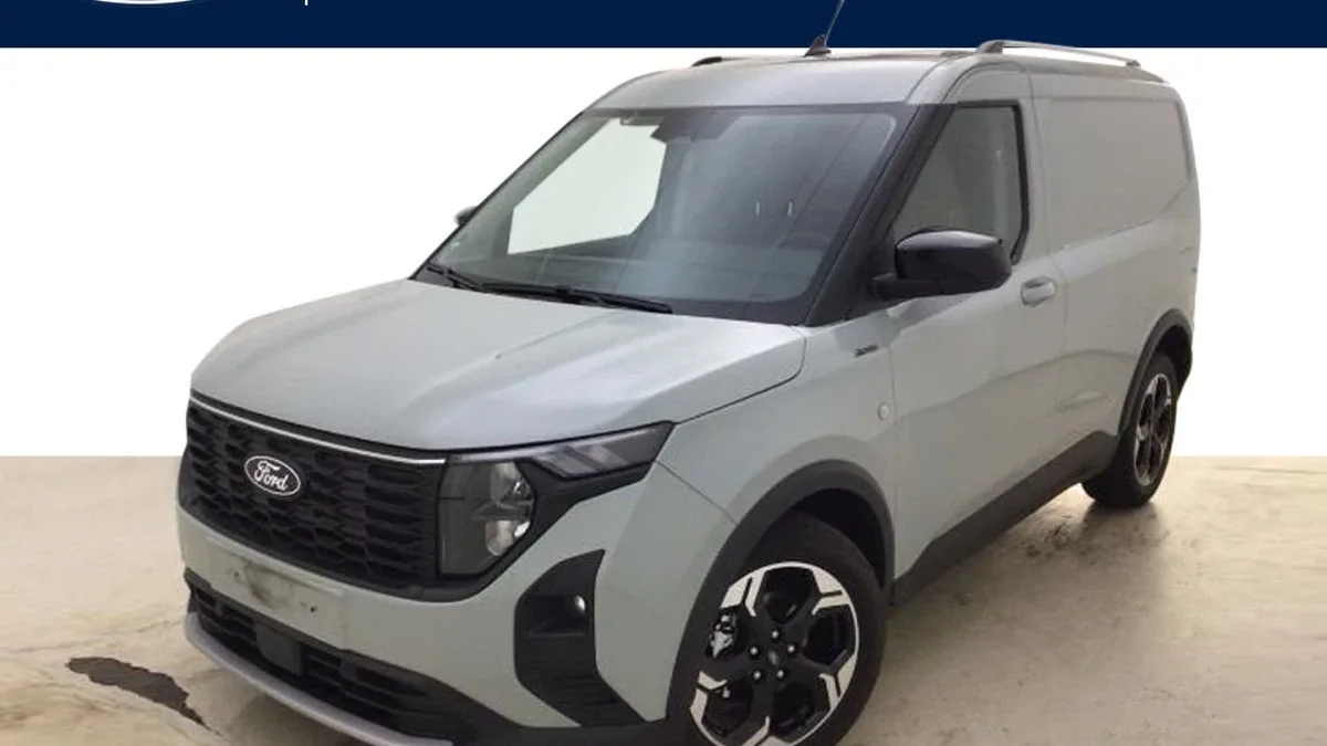 Ford Transit Courier (2023) — foto 1