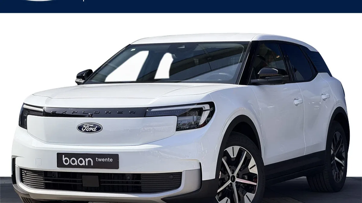 Ford Explorer (2026) — foto 1
