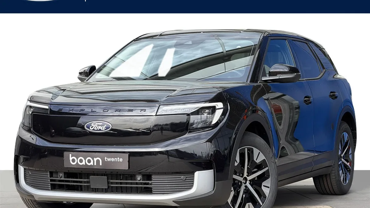 Ford Explorer (2025) — foto 1