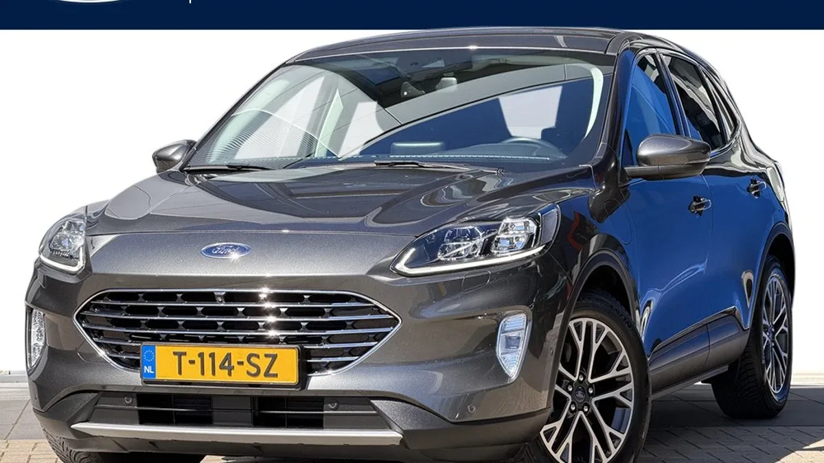 Ford Kuga (2020) — foto 1