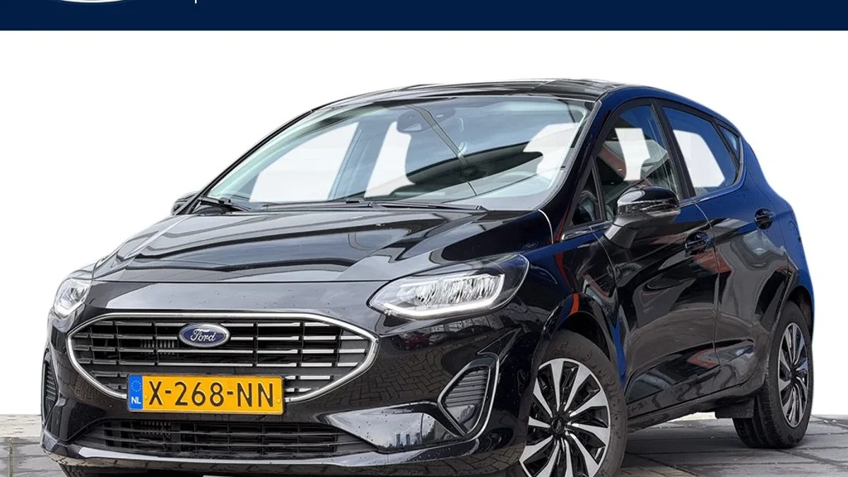 Ford Fiesta (2023) — foto 1