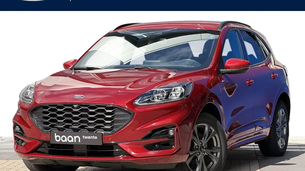Ford Kuga (2022) — foto 1