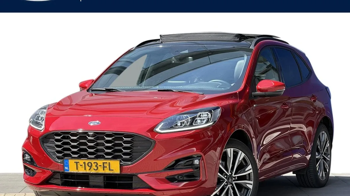 Ford Kuga (2022) — foto 1