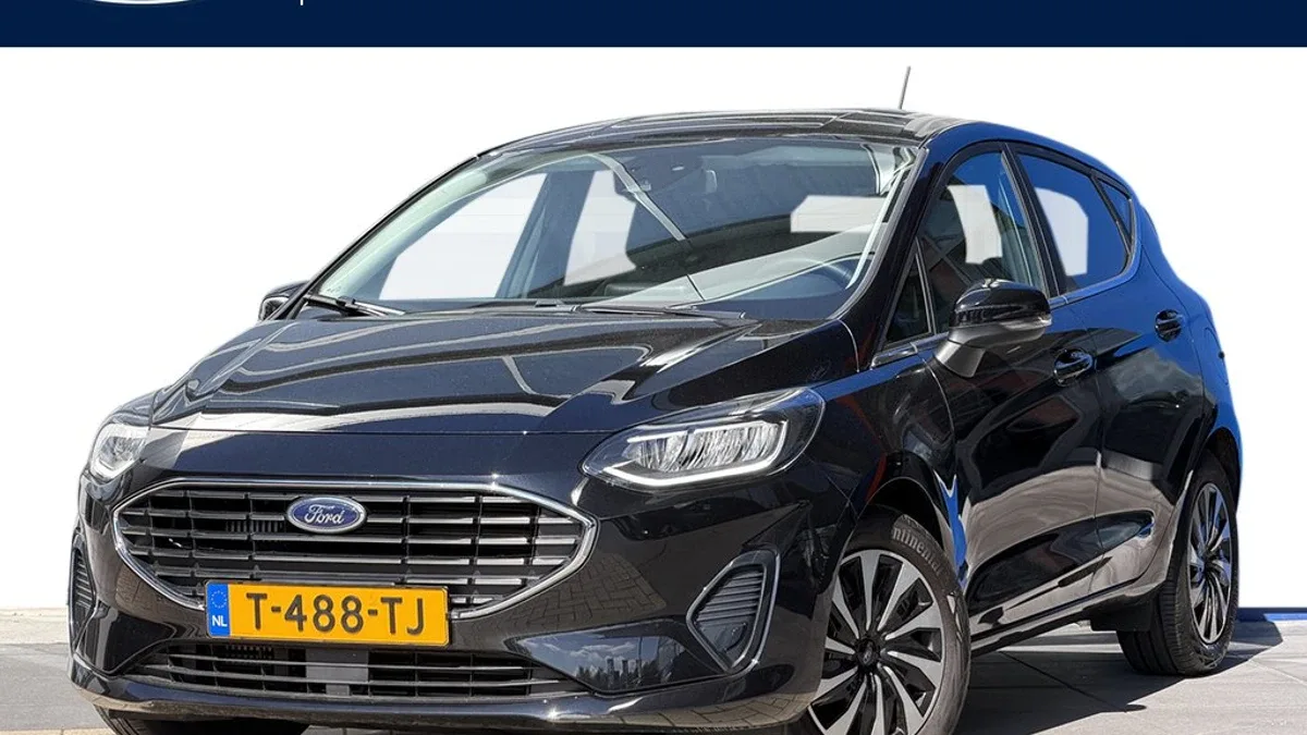 Ford Fiesta (2023) — foto 1