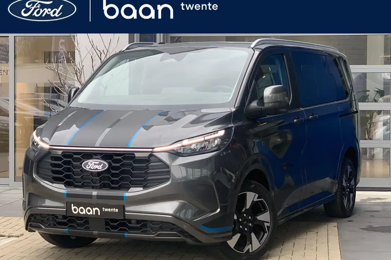 Ford Tourneo Custom (2025)