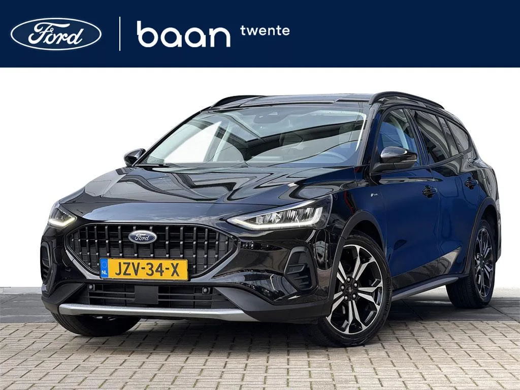 Ford Focus (2022) — foto 1