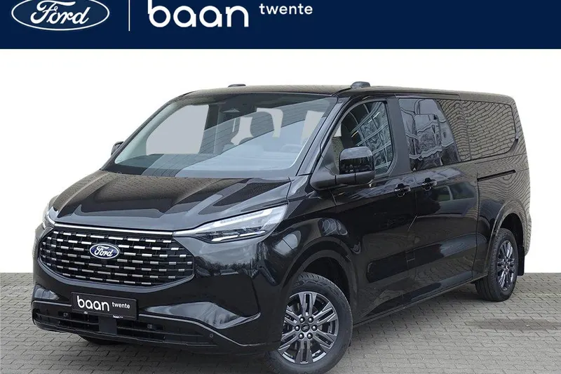 Ford Tourneo Custom (2025)