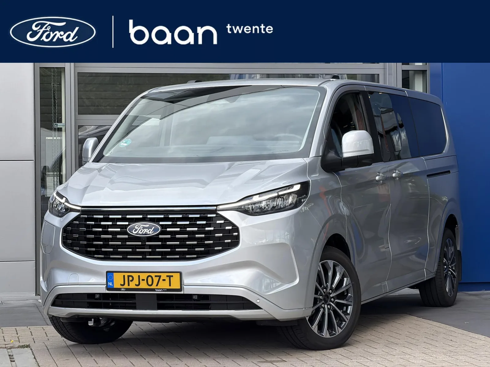 Ford Transit Custom (2025) — foto 1