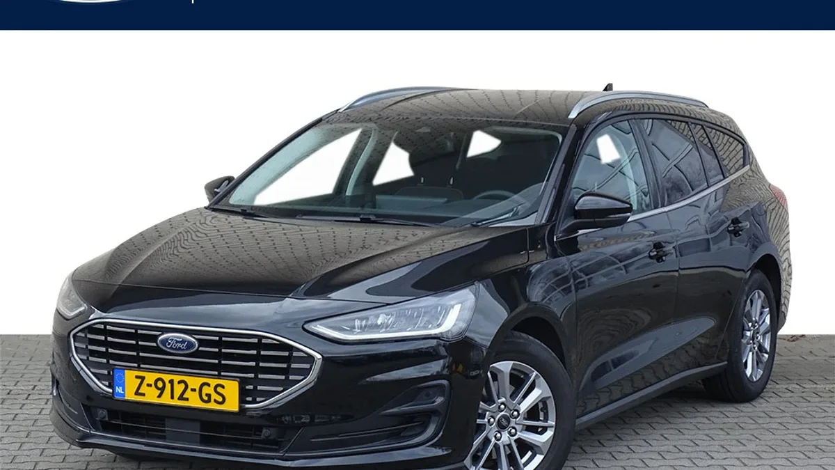 Ford Focus (2024) — foto 1