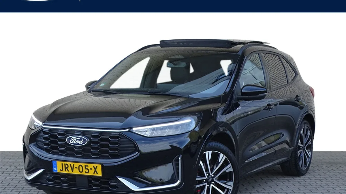 Ford Kuga (2024) — foto 1