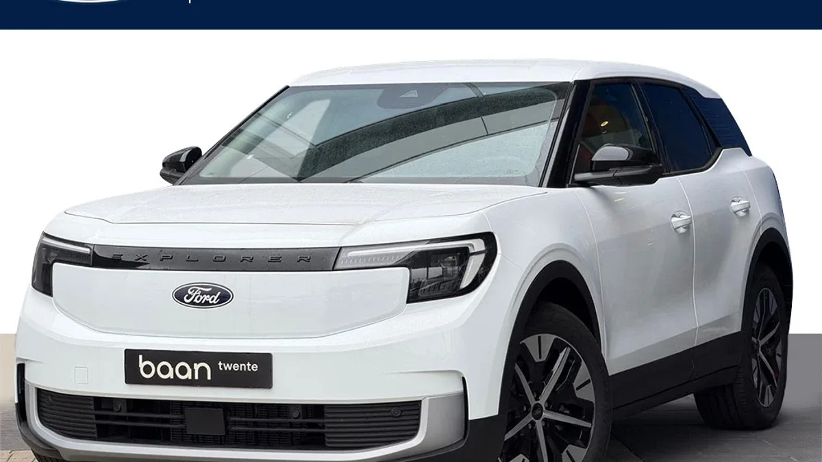 Ford Explorer (2026) — foto 1