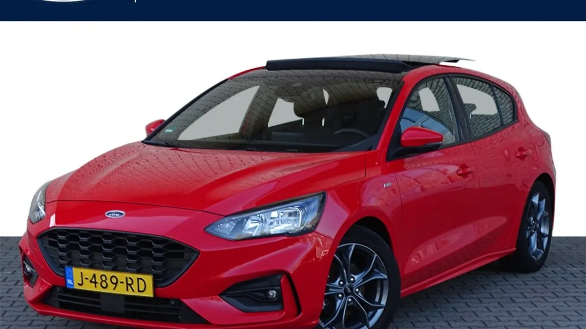 Ford Focus (2020) — foto 1
