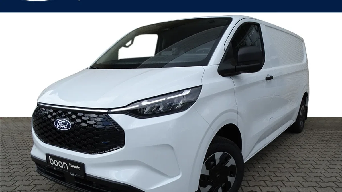 Ford E-Transit Custom (2026) — foto 1