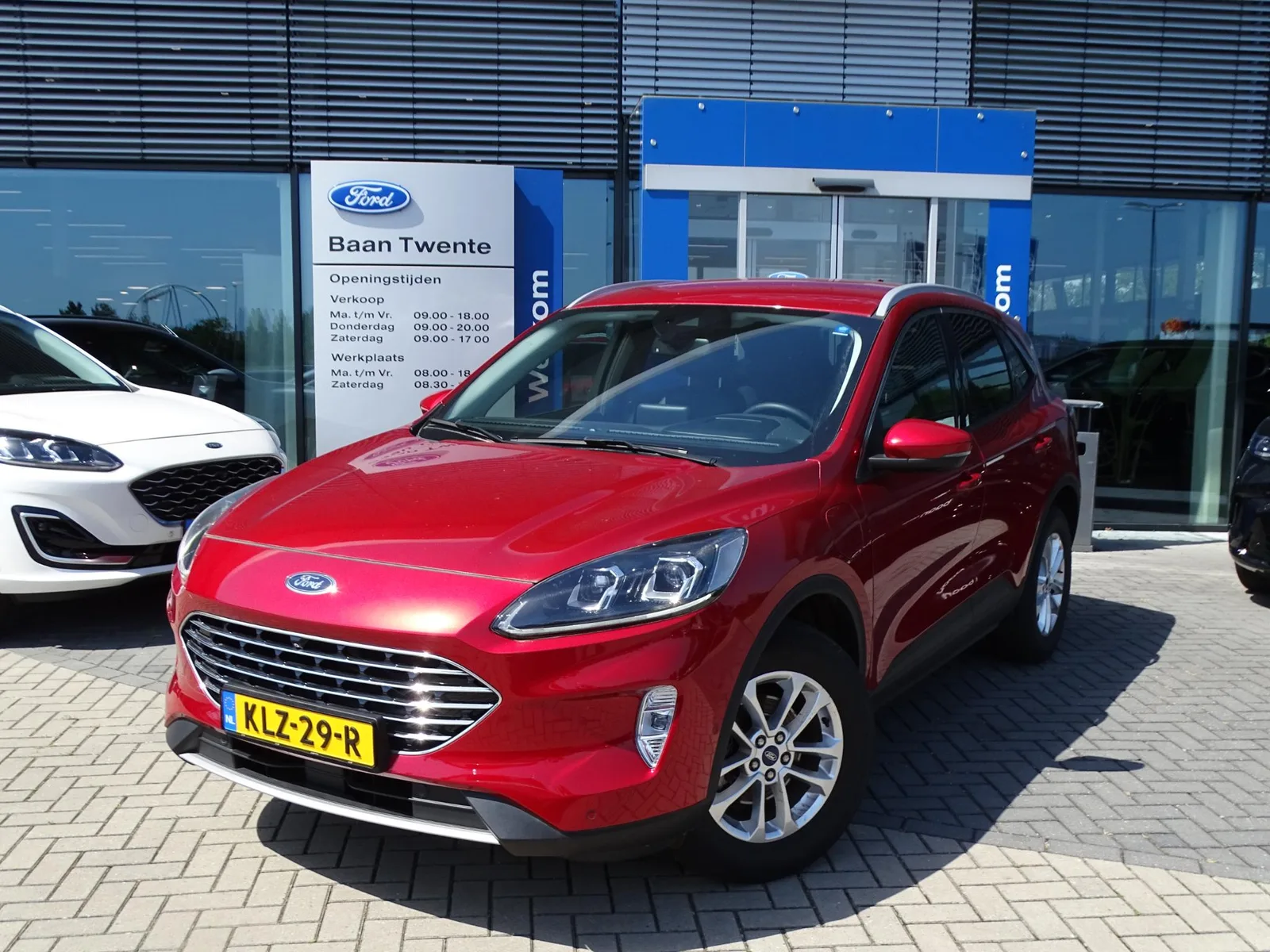 Ford Kuga (2021) — foto 1