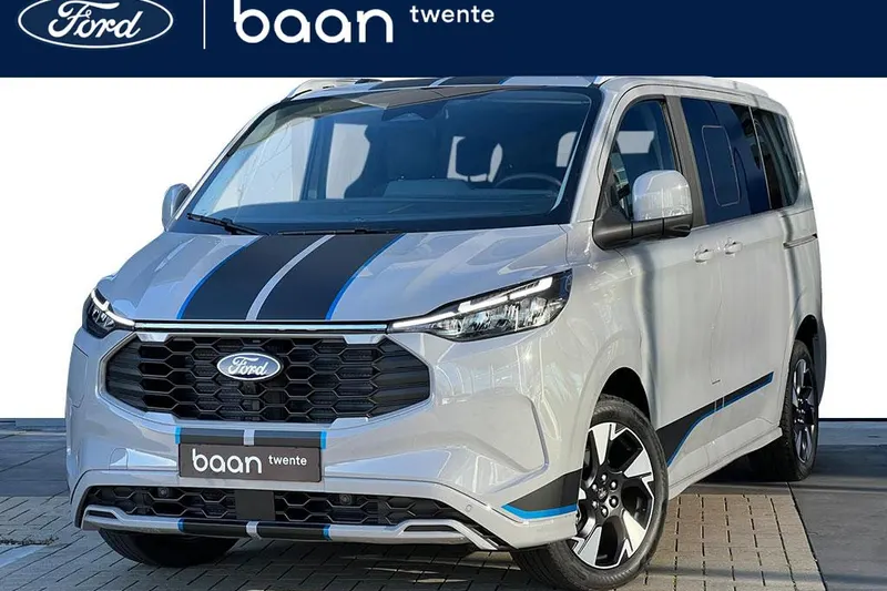 Ford Tourneo Custom (2025)