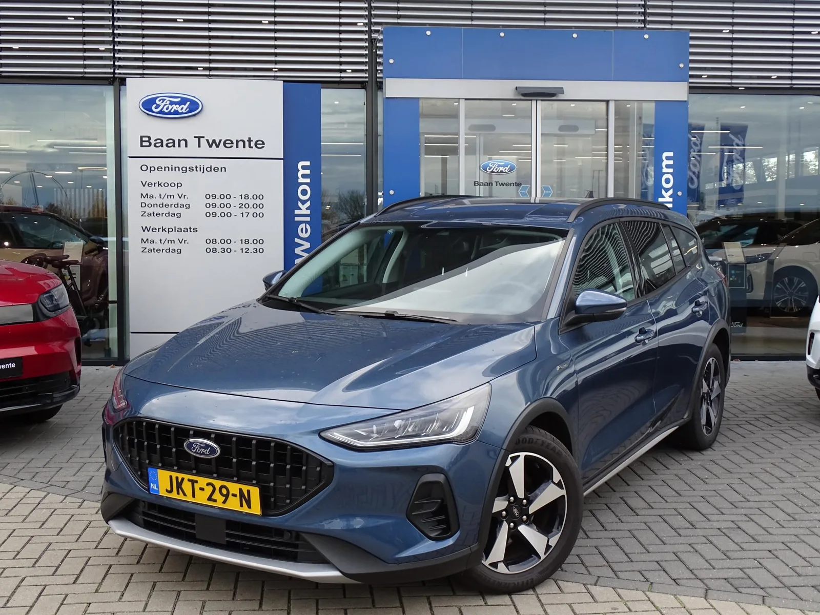 Ford Focus (2022) — foto 1