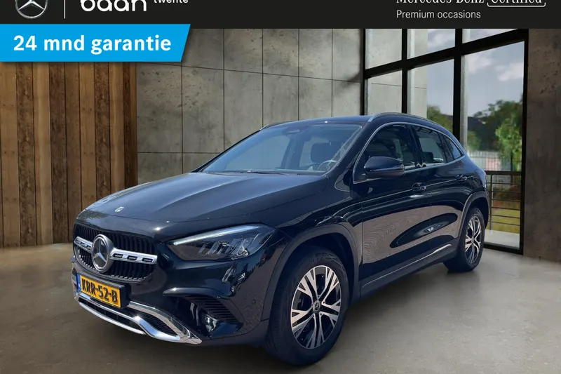 Mercedes-Benz GLA (2024)