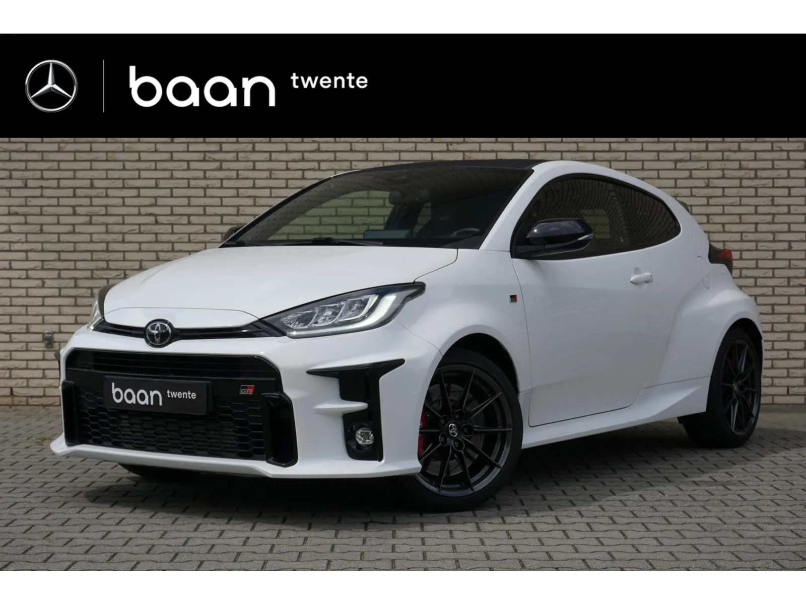 Toyota Yaris (2022) — foto 1