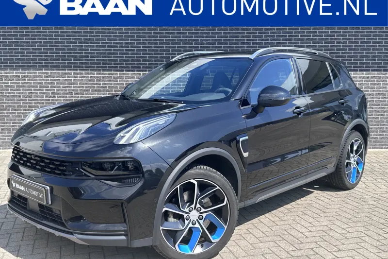 Lynk & Co 01 (2023)
