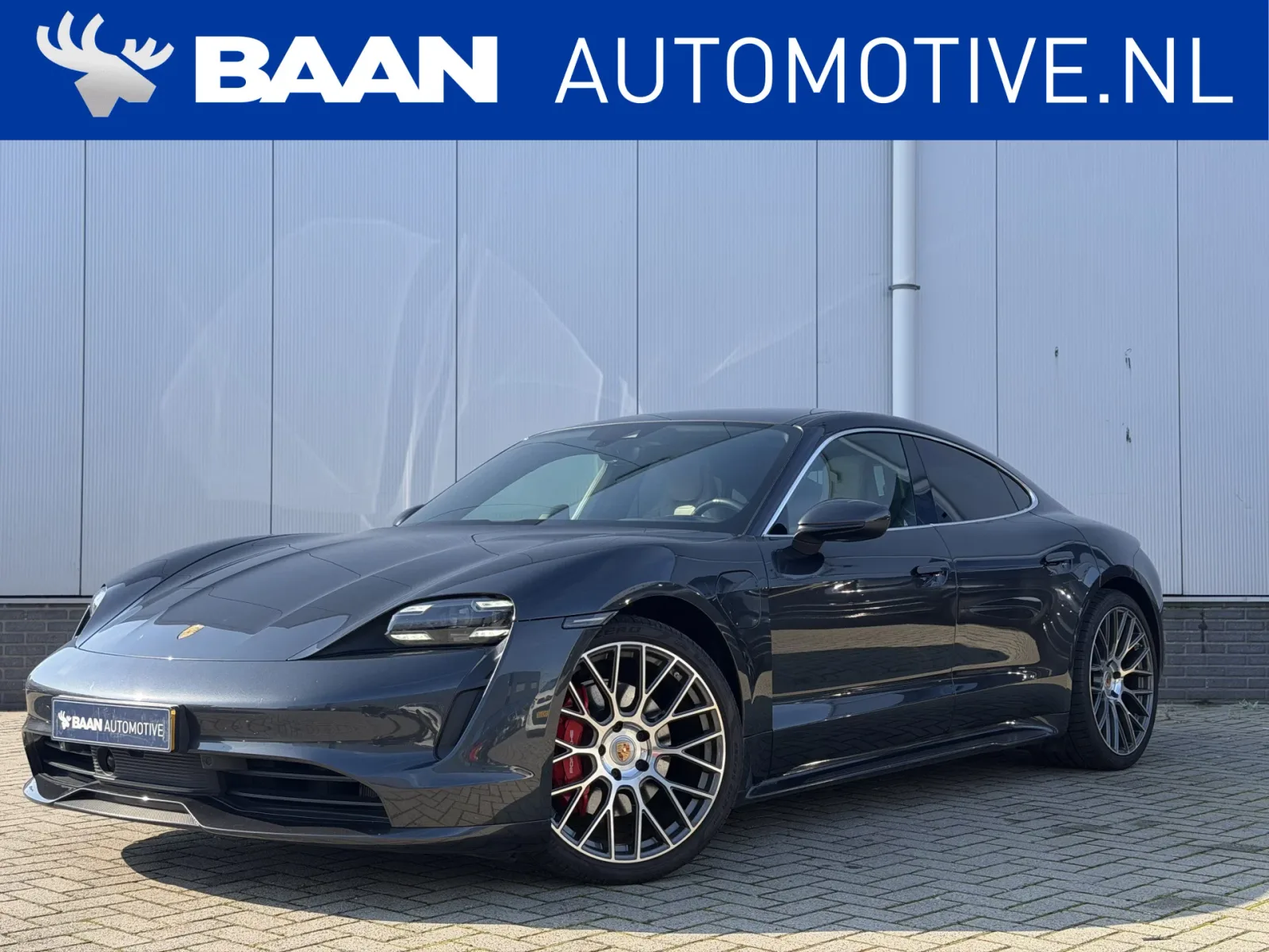 Porsche Taycan (2020) — foto 1