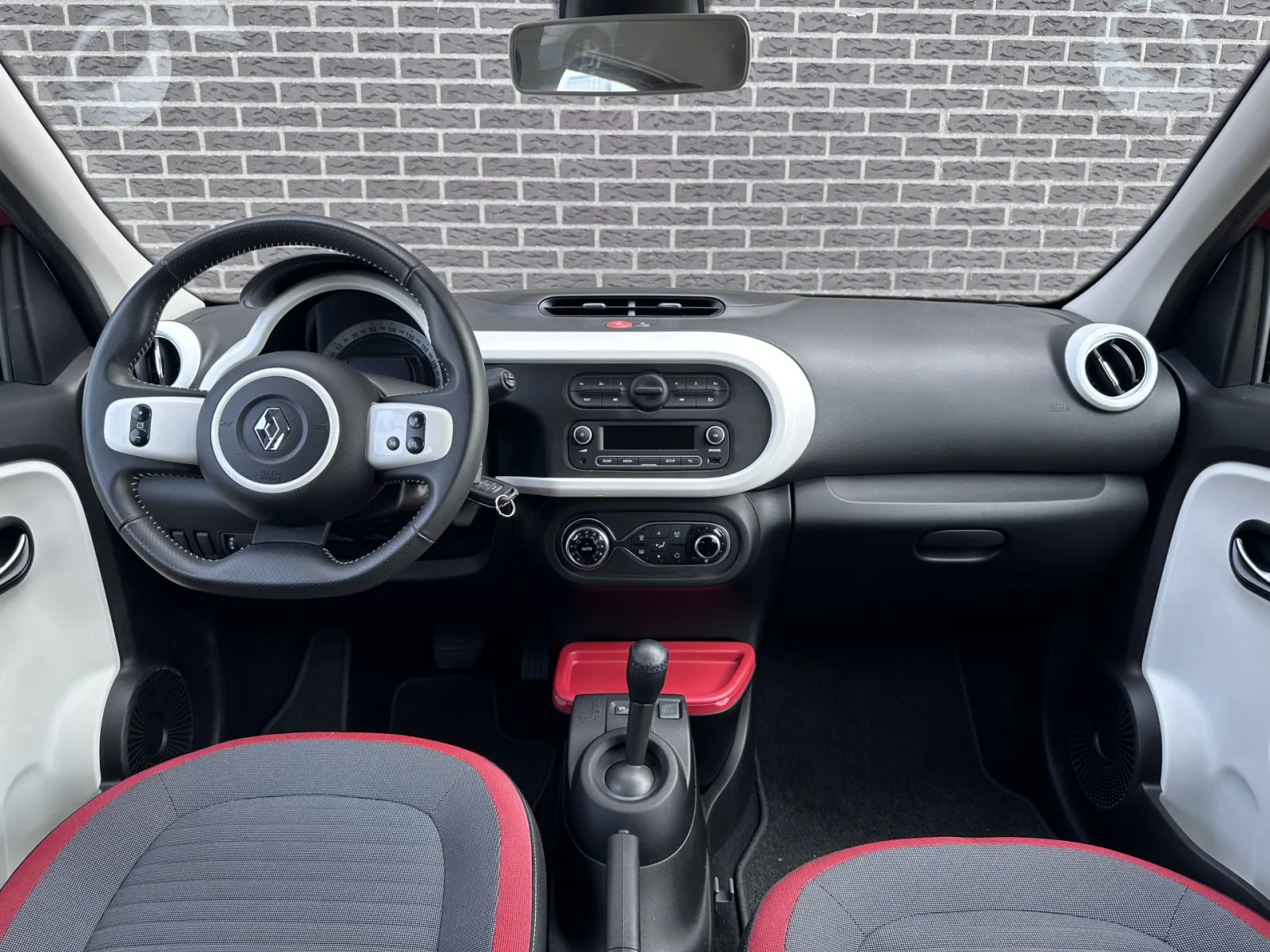 Renault Twingo (2015) — foto 1